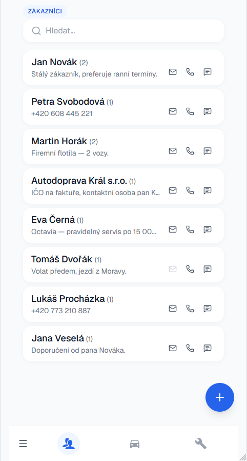 Přehled GarazBook se záložkami Zákazníci, Auta a Opravy — kniha servisu v mobilu